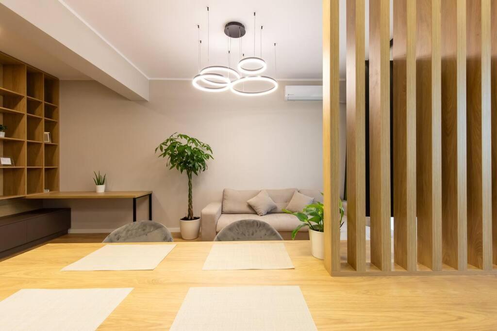 Elegant 2 Bedroom Retreat Bucureşti Exterior foto